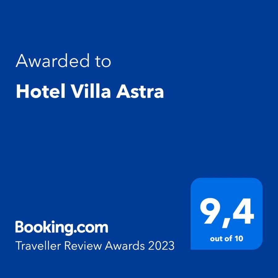 Hotel Villa Astra Ловран Экстерьер фото