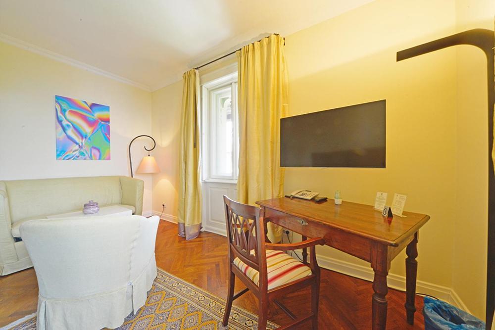 Hotel Villa Astra Ловран Экстерьер фото