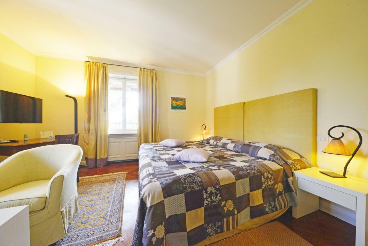 Hotel Villa Astra Ловран Экстерьер фото