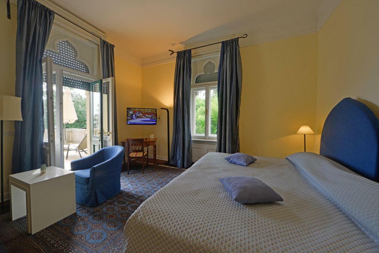 Hotel Villa Astra Ловран Экстерьер фото